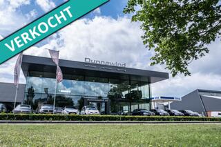 MERCEDES-BENZ C-KLASSE C 180 *AMG*PANO*SFEER*DIGITAL*CAMERA*MAGNO*19