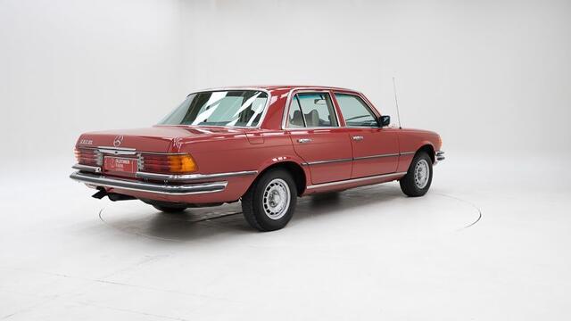 Mercedes-Benz 280 