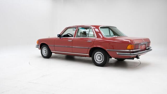 Mercedes-Benz 280 