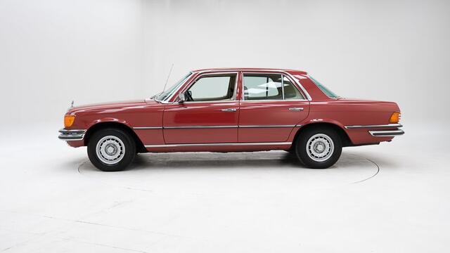 Mercedes-Benz 280 