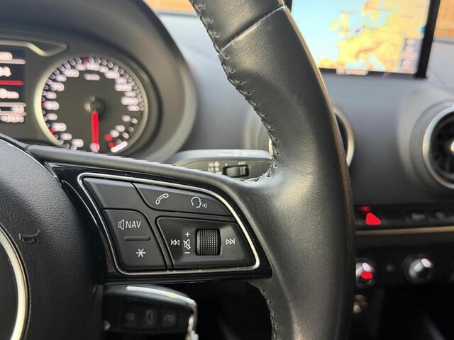 Audi A3 SPORTBACK 30 TFSI Pro Line Navigatiesysteem | Xenon | Airconditioning | Cruise control | Bluetooth telefoonverbinding | Parkeersensoren achter
