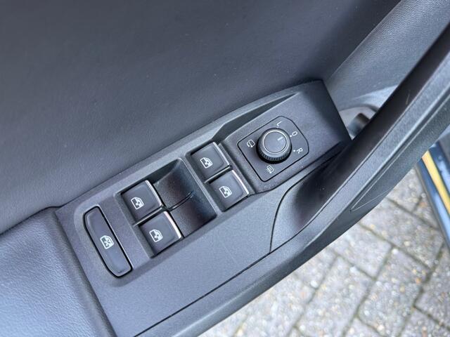 Seat Leon Sportstourer 1.5 eTSI FR 150PK - NL Auto Automaat Camera Sportstoelen 18incl LMV