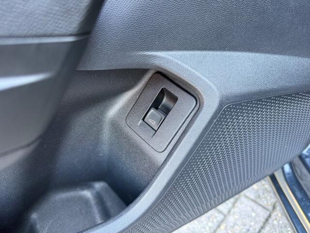 Seat Leon Sportstourer 1.5 eTSI FR 150PK - NL Auto Automaat Camera Sportstoelen 18incl LMV