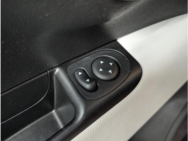 Fiat 500c Cabrio Dolcevita 1.0 Hybrid 70pk | CLIMA | DAB+ | PARKEERHULP | APPLE CARPLAY / ANDROID AUTO |
