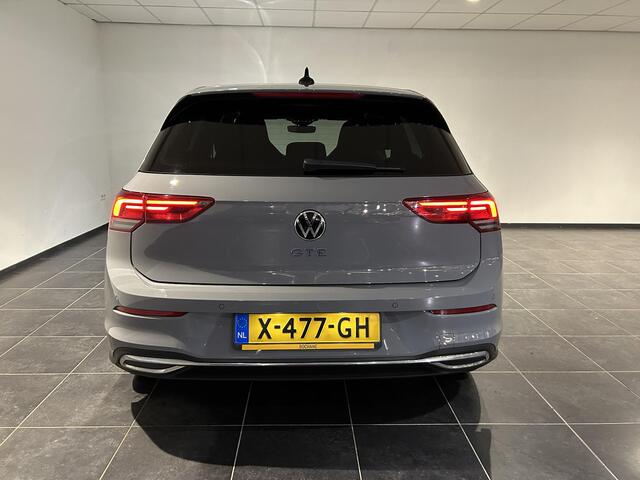 Volkswagen Golf 1.4 eHybrid GTE | Navigatie | Stoelverwarming | Parkeer assistent |