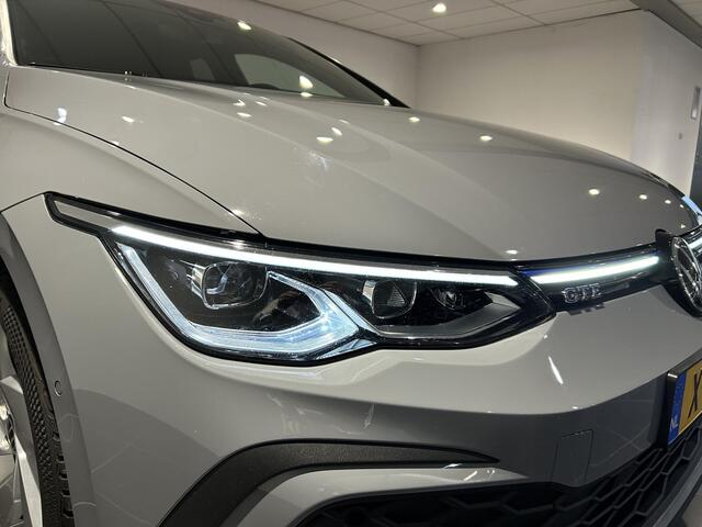 Volkswagen Golf 1.4 eHybrid GTE | Navigatie | Stoelverwarming | Parkeer assistent |