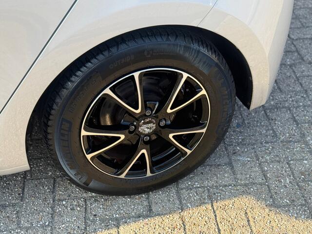 Hyundai I 20 1.0 T-GDI Go CAMERA | VOLL OPTIONS