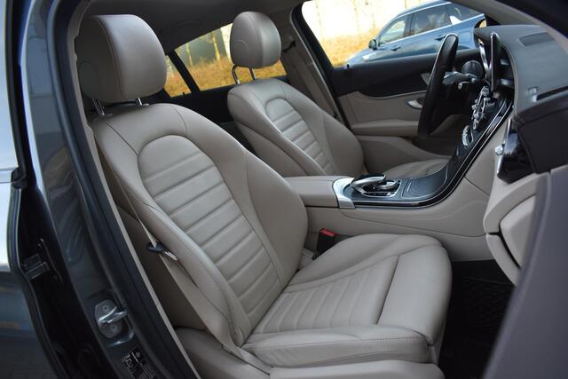 Mercedes-Benz GLC Coup� AMG 43 4MATIC Pano Lane 360C Keyless Burmester