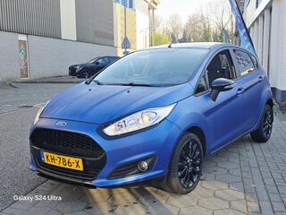 FORD FIESTA 1.0 Style Ultimate*zeer nette auto*dealer onderhoud*nap*apk*airco*gewarpt blouw mat*velgen*cruis*inruil mog!!!