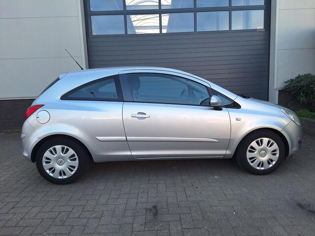 Opel Corsa | 1.2-16V Enjoy | Airco |