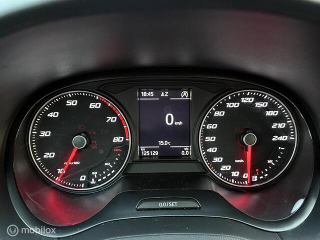 Seat Ibiza 1.0 TSI Style Navigatie /Cruise control / Nw. APK