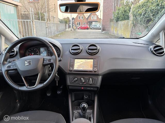 Seat Ibiza 1.0 TSI Style Navigatie /Cruise control / Nw. APK