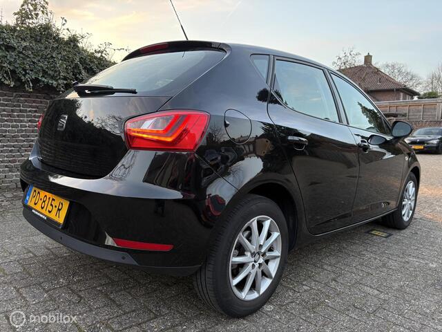 Seat Ibiza 1.0 TSI Style Navigatie /Cruise control / Nw. APK