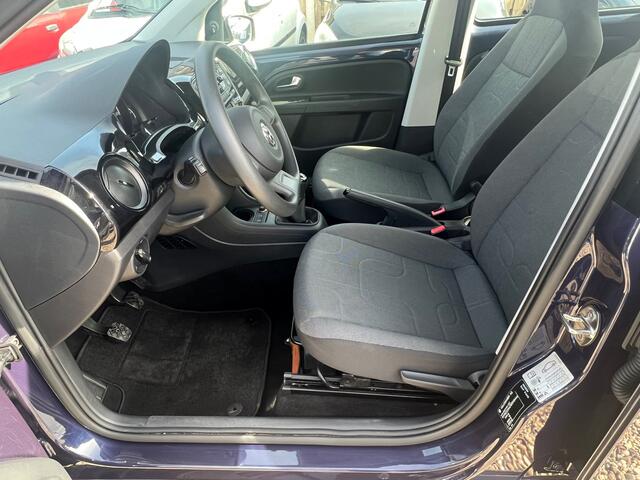 Volkswagen UP 1.0 move up Motion 39.000 km NL-AUTO-NAP APK T/M 5-2027
