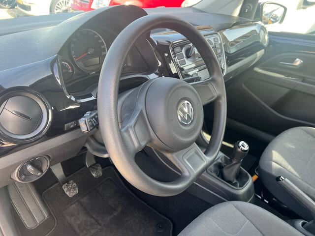 Volkswagen UP 1.0 move up Motion 39.000 km NL-AUTO-NAP APK T/M 5-2027