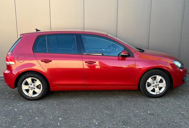 Volkswagen Golf 1.2 TSI leren bekleding e APK mooie auto
