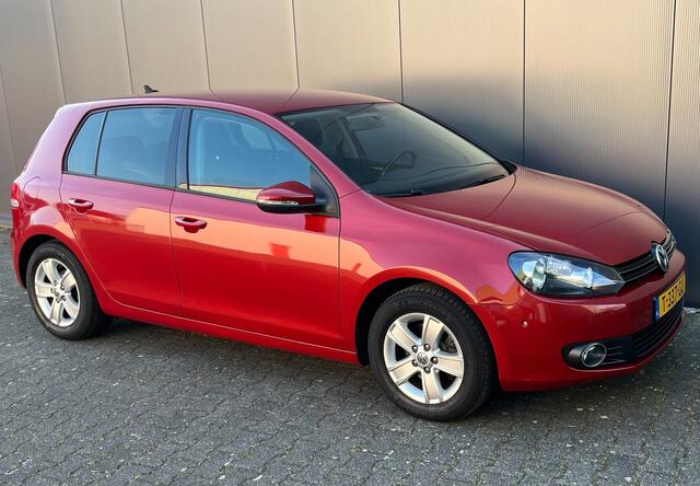 Volkswagen Golf 1.2 TSI leren bekleding e APK mooie auto