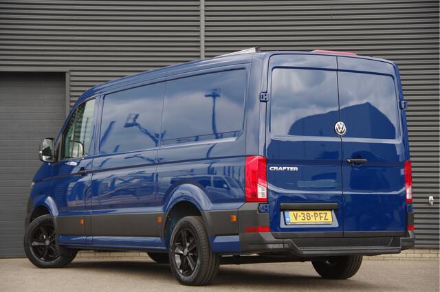 Volkswagen Crafter 35 2.0 TDI L3H2L2H1 3-ZITS, 140PK AUT. STANDKACHEL, GEV. ERGO COMFORT STOEL, CRUISE, NAVI, AIRCO