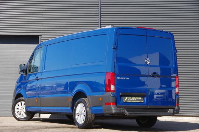 Volkswagen Crafter 35 2.0 TDI L3H2L2H1 3-ZITS, 140PK AUT. STANDKACHEL, GEV. ERGO COMFORT STOEL, CRUISE, NAVI, AIRCO