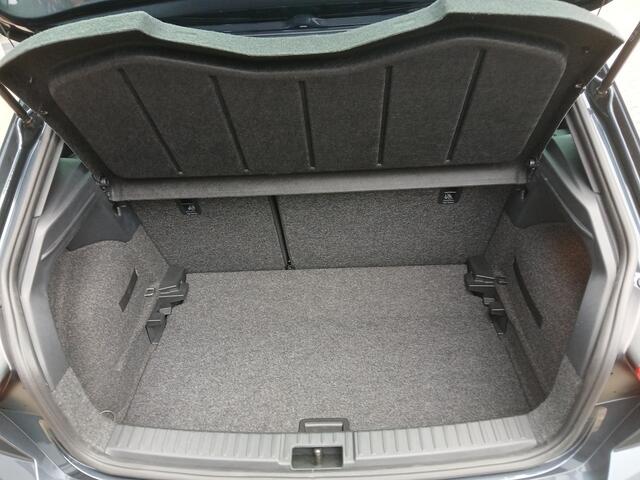 Seat Ibiza 1.0 TSI 110pk FR Plus Connect + Panoramadak + 18 inch + Camera etc. etc.