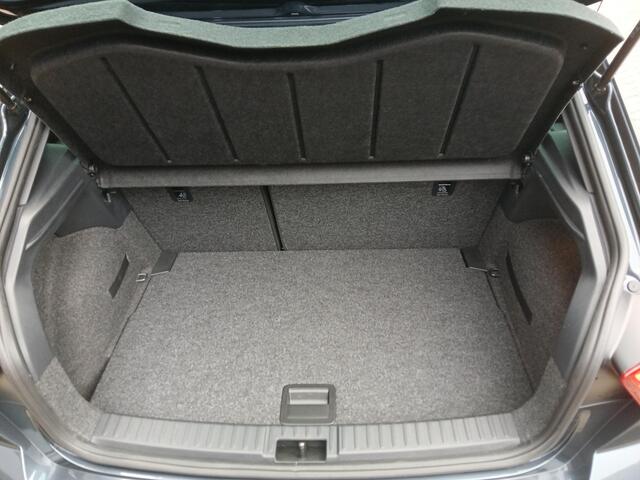 Seat Ibiza 1.0 TSI 110pk FR Plus Connect + Panoramadak + 18 inch + Camera etc. etc.