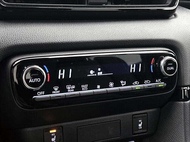 Toyota Yaris 1.5 Hybrid 130 Executive | Parkeersensoren | Climate control | Winterpakket | Dealeronderhouden |