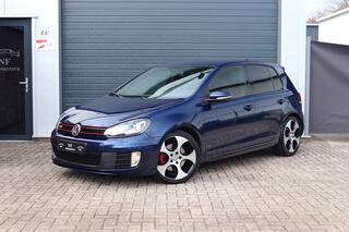 Volkswagen Golf VI