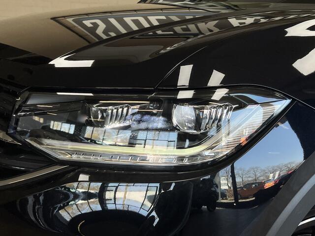 Volkswagen T-Cross 1.0 TSI 115pk R-Line | Carplay | 18 | Camara | Stoelverwarming | LED | Digitaal Display |