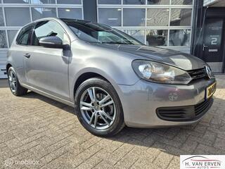 Volkswagen Golf VI
