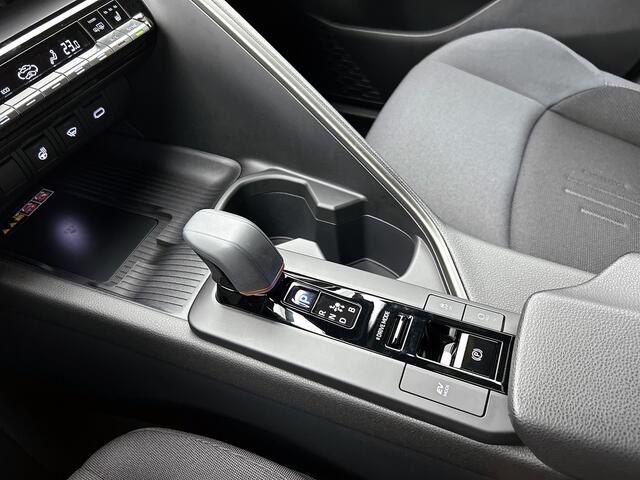 Toyota C-HR 1.8 Hybrid 140 First Edition | Navigatie | Stoel- en Stuurverwarming | Parkeersensoren voor+achter | Groot Scherm | Bi-LED | SL 44