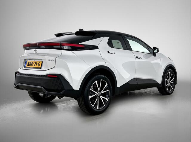 Toyota C-HR 1.8 Hybrid 140 First Edition | Navigatie | Stoel- en Stuurverwarming | Parkeersensoren voor+achter | Groot Scherm | Bi-LED | SL 44