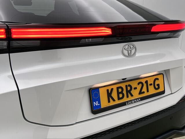Toyota C-HR 1.8 Hybrid 140 First Edition | Navigatie | Stoel- en Stuurverwarming | Parkeersensoren voor+achter | Groot Scherm | Bi-LED | SL 44