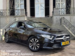 MERCEDES-BENZ A-KLASSE 180 Sedan Navi Camera Climate Cruise Ctr Pdc Keyless Go Lmv