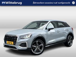 AUDI Q2 35 TFSI Business Edition / Digitaal dashboard / Navigatie / App connect / Climate controle / Parkeersensoren achter /