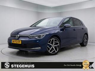 VOLKSWAGEN GOLF 1.5 eTSI Style  El. Schuif/Kanteldak  Navi  360 camera  Sens
