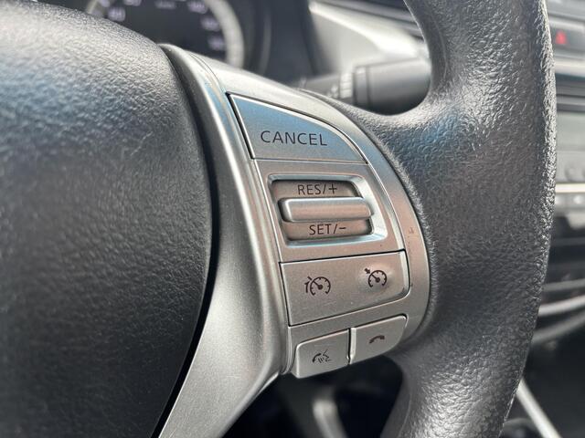 Nissan Navara 2.3 dCi Acenta DoubleCab Veth5PERSA/CCRUISE4WD