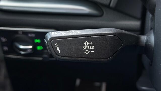 Audi A3 Limousine 1.0 TFSI Sport Lease Edition, Automaat, Camera, Cruise, Trekhaak