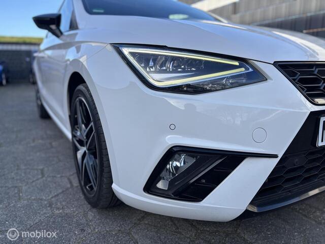 Seat Ibiza 1.0 TSI FR BEATS CAMERA CARPLAY STOELVERWARMING