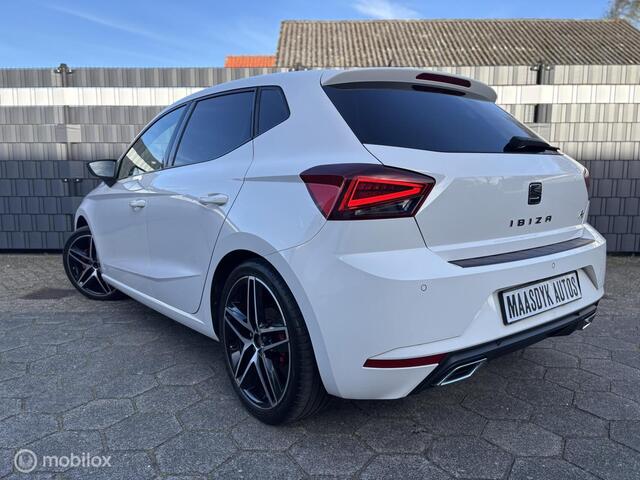 Seat Ibiza 1.0 TSI FR BEATS CAMERA CARPLAY STOELVERWARMING