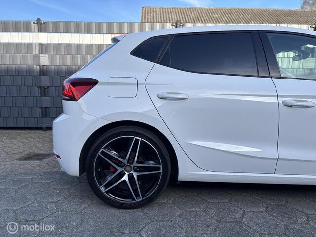 Seat Ibiza 1.0 TSI FR BEATS CAMERA CARPLAY STOELVERWARMING