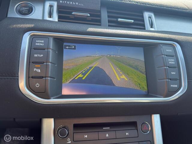 Land Rover Range ROVER EVOQUE 2.0 Si 4WD Dynamic pano leer