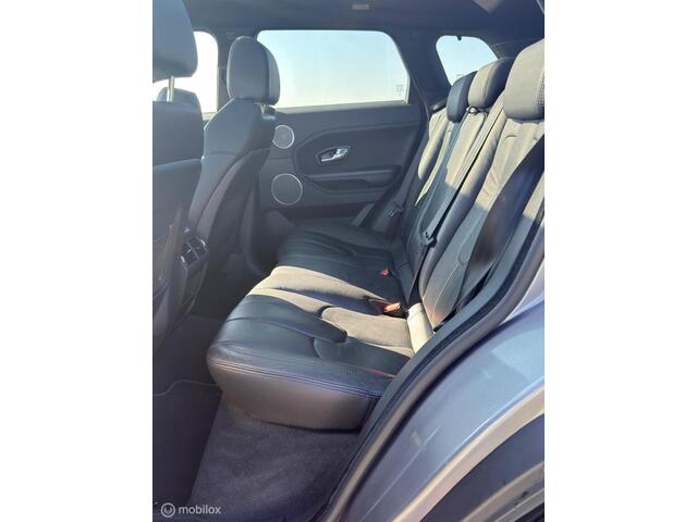 Land Rover Range ROVER EVOQUE 2.0 Si 4WD Dynamic pano leer