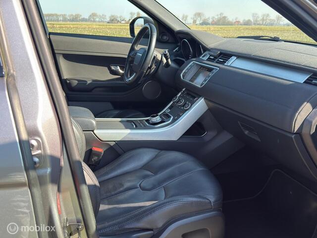 Land Rover Range ROVER EVOQUE 2.0 Si 4WD Dynamic pano leer