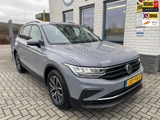 VOLKSWAGEN TIGUAN 1.5 TSI Life / Carplay / Add. Cruise / Climate Controle / Telefoon / Stoelverwarming