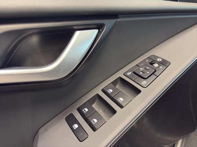 KIA Niro 1.6 GDi Hybrid DynamicLine | Automaat | Camera | Cruise | Sensoren | Apple Carplay & Android Auto | Navi | H-Leder |