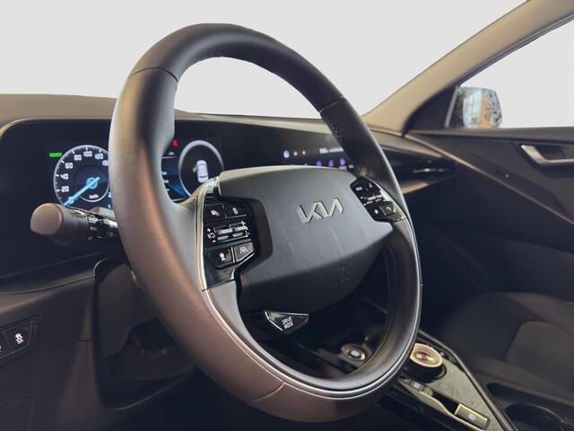 KIA Niro 1.6 GDi Hybrid DynamicLine | Automaat | Camera | Cruise | Sensoren | Apple Carplay & Android Auto | Navi | H-Leder |