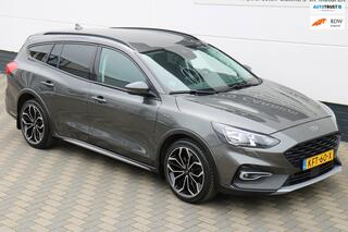 FORD FOCUS Wagon 1.5 EcoBoost Active Navi Carplay Trekhaak !!
