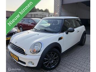 Mini ONE Mini 1.4 / BJ 2009 / Airco / Sport.Velgen / N.A.P