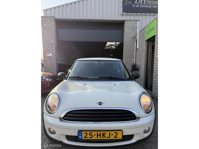 Mini ONE Mini 1.4 / BJ 2009 / Airco / Sport.Velgen / N.A.P
