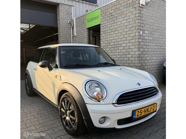 Mini ONE Mini 1.4 / BJ 2009 / Airco / Sport.Velgen / N.A.P